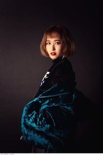 丽莎,丽莎泳装