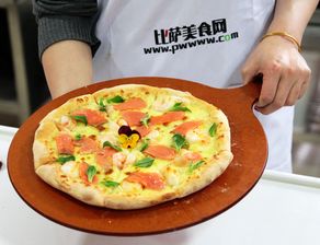 披萨需要什么材料，自制披萨需要什么材料