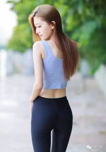 谁能给我几张女生比较漏身体的图片,谢谢