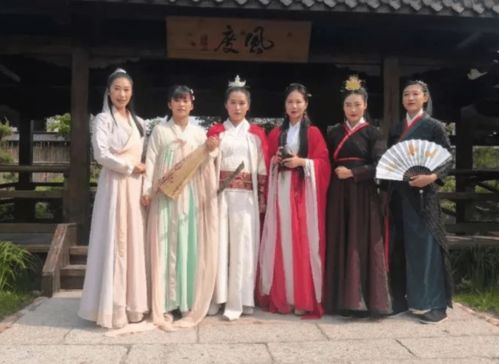 花木兰家有几口人蚂蚁庄园