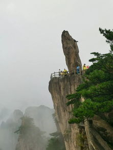 天柱山飞来石的来历