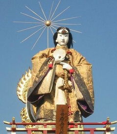 天照大神，天照大神是男的女的