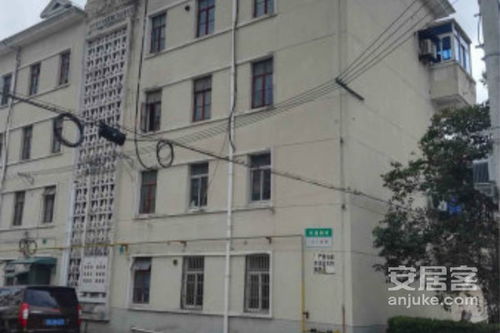 这是韩国歌曲nine muses wild 谁知道这mv中的人叫什么或者场景来源