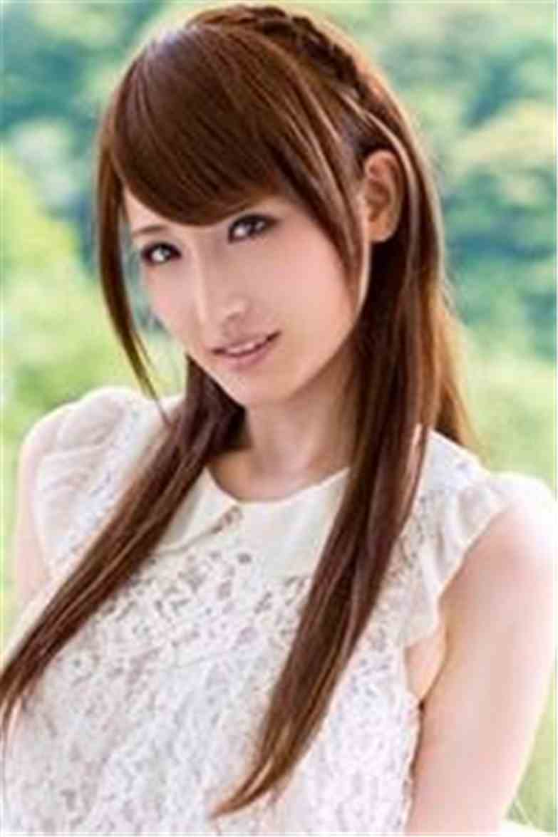 爱沢花梨