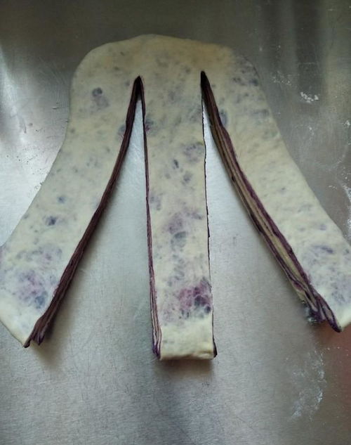 一个西瓜切三刀,可以切成多少块?有几种情况