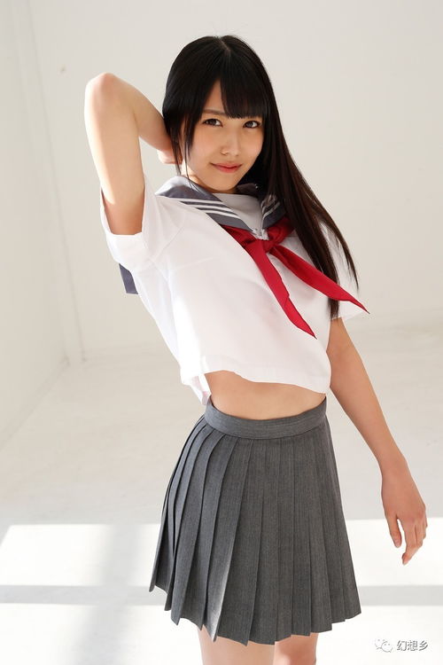 横野堇,拥有着让前辈们都叹服的美貌和身材