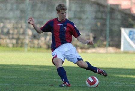 100多的鸿星尔科颜氏高仿鞋吗