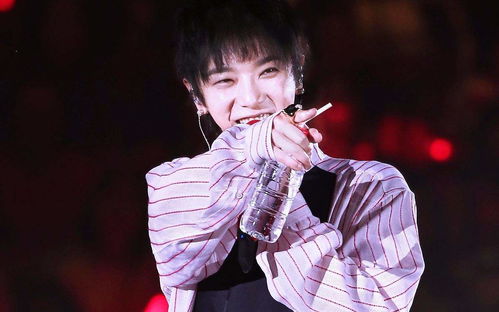 邓紫棋和华晨宇有什么恩怨?新歌内涵,采访内涵,两人好过吗?