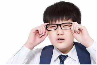 大学生超高度近视怎么办,还能摘镜吗?