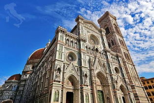 圣母百花大教堂属于单体建筑吗