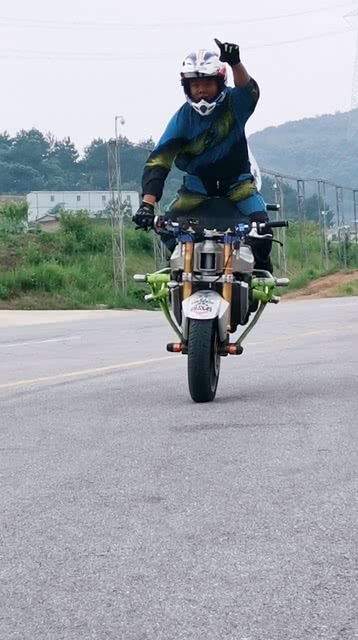 摩托车手