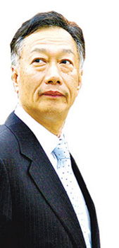 富士康的老板是哪国人