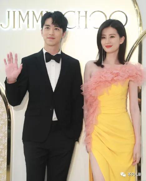 许魏洲官宣结婚,与圈外妻子已交往4年,二人是如何走到一起的?