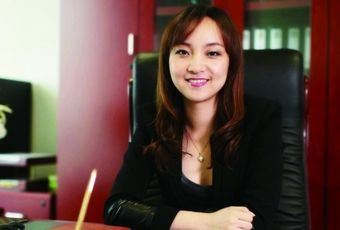 据说在首富马云背后有4个身价都上百亿的女人,她们究竟是何背景?_百 