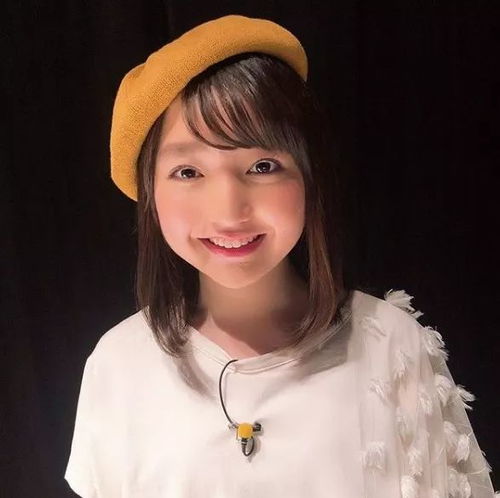 这个小女孩是谁啊?
