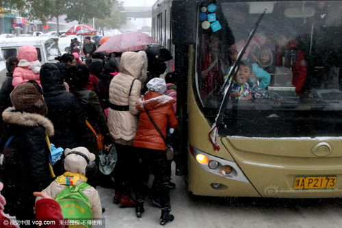 进入公交车道行驶多久算违章