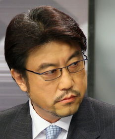 央视女主持人们为何都嫁给了富豪?