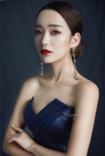 关于艳的唯美微信名