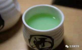 在白居易的诗句中,“绿蚁新醅酒”的“蚁”到底是指什么?