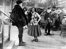 谁有《淘金记(1925)》百度网盘免费在线观看查理·卓别林导演的_百度