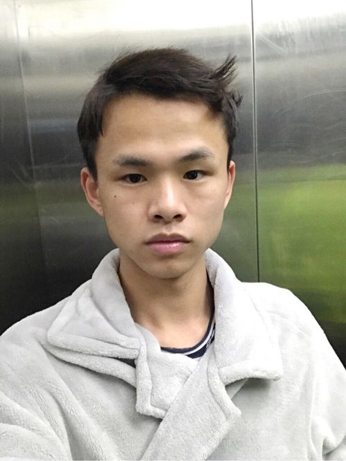 艾克里里是怎么火的 老牌网红参加选秀节目备受关注