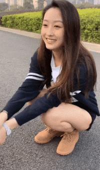 推妹子
