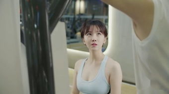 美女脱衣秀