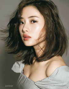 石原里美登《BAILA》杂志封面,你对这个女明星了解多少?